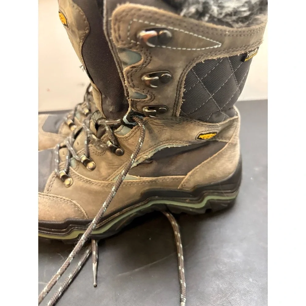 KEEN Durand Polar Waterproof Winter Boots Brown Gray Faux Fur Womens 8.5 1014143
